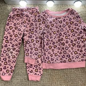 Toddler 3T/4T sweatshirt and sweatpants set